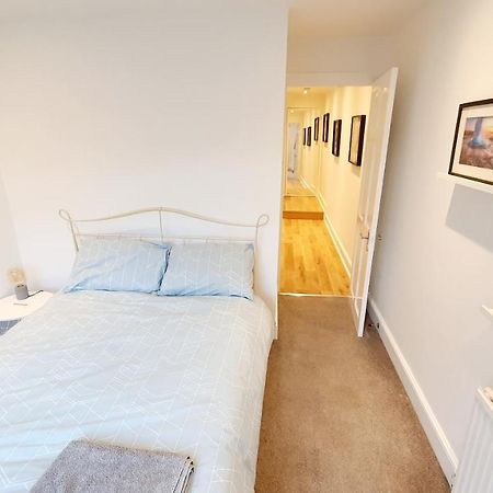 Lovely 2 Bedroom Period Garden Flat. London Exterior photo